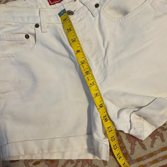 Vintage White High Waisted Shorts - Picture 5 of 6